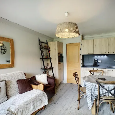 Apartamento 2 Pieces Renove, 4 Pers, Balcon Sud, Les Menuires - Fr-1-178-320